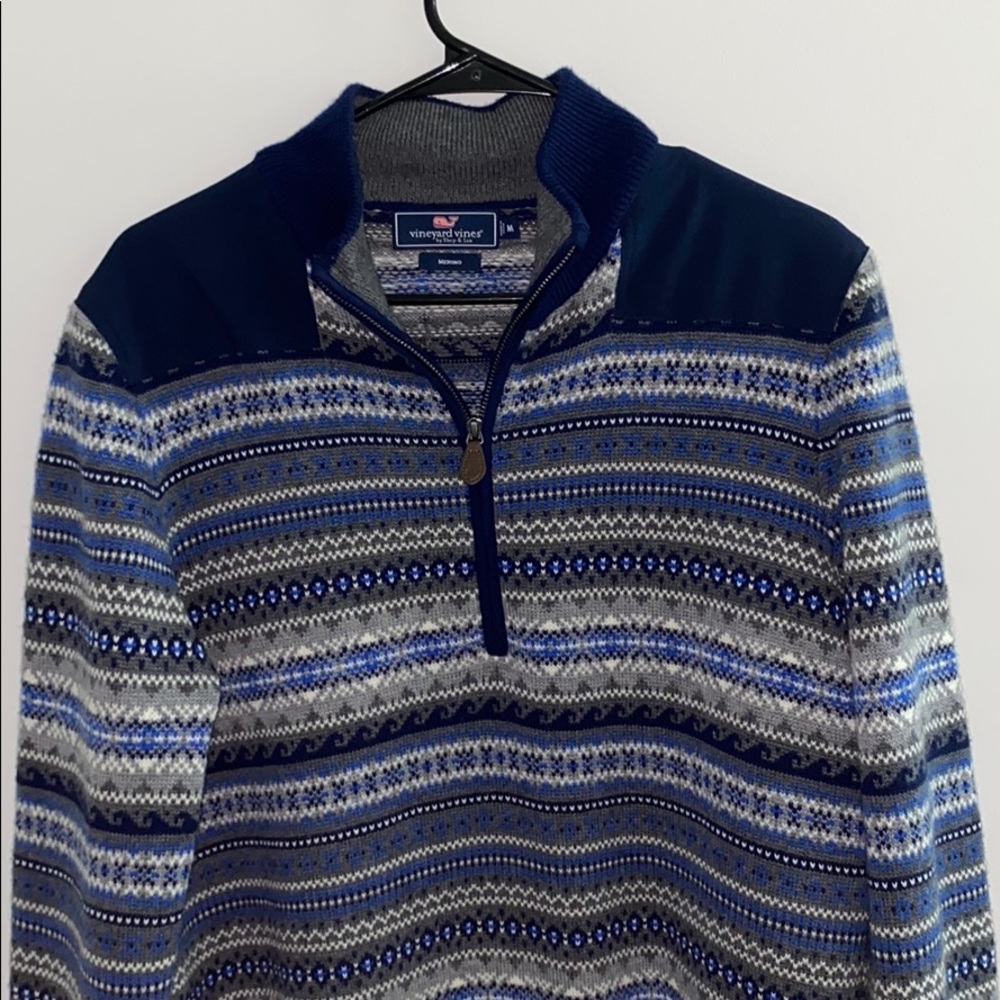 medium men’s quarter zip vineyard vines